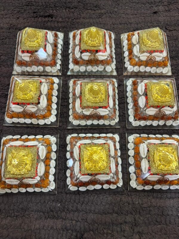 orgone laxmi pyramid